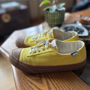 Camper women’s sneakers size 8.5